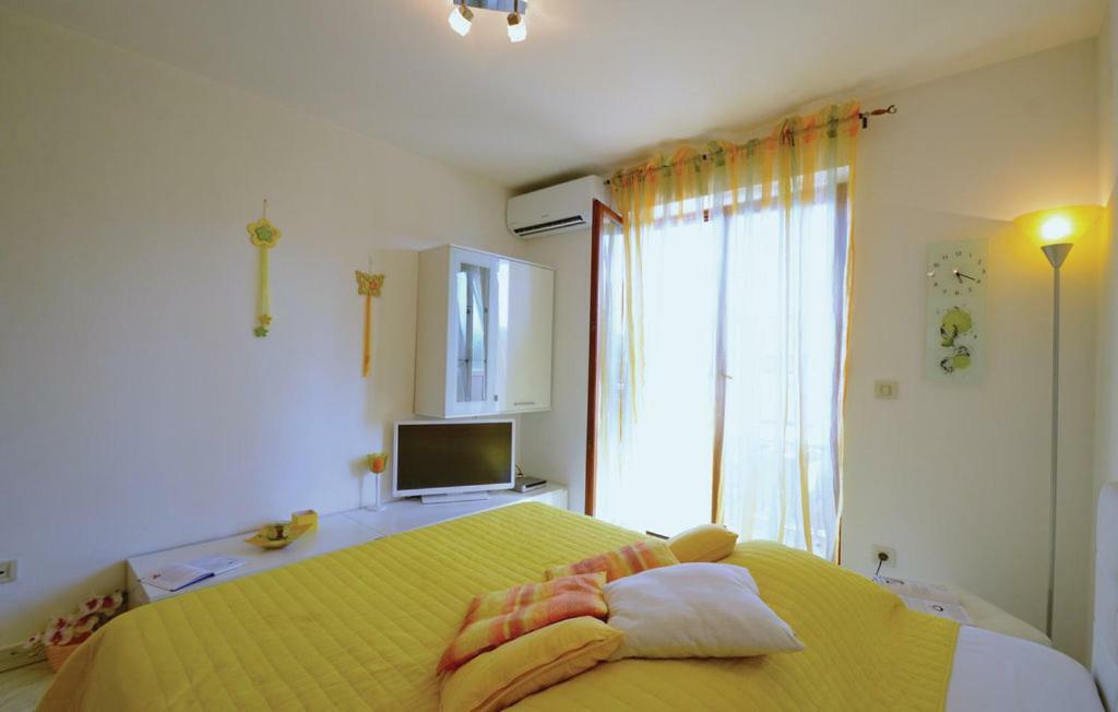 Apartment Rosana Рабац Екстериор снимка