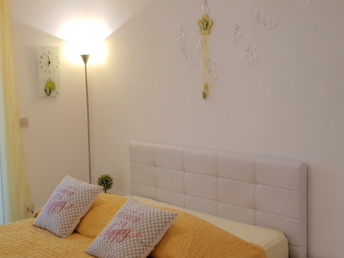 Apartment Rosana Рабац Екстериор снимка